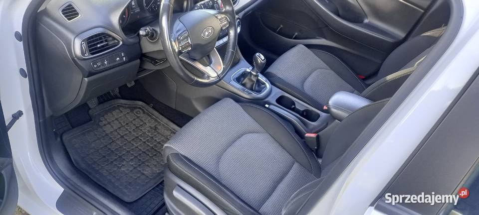 Hyundai i30 16 CRDi 2019 Zajety biały Radomsko