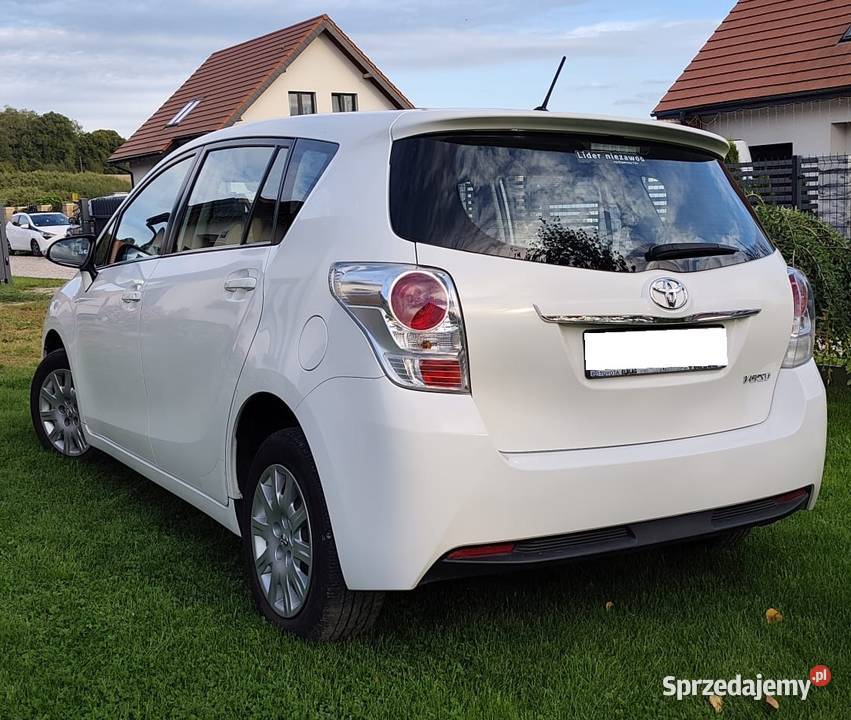 Toyota Verso 16 active 2017 Dobre Miasto sprzedam
