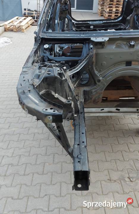BMW G21 G20 Kombi próg słupek prawy środkowy