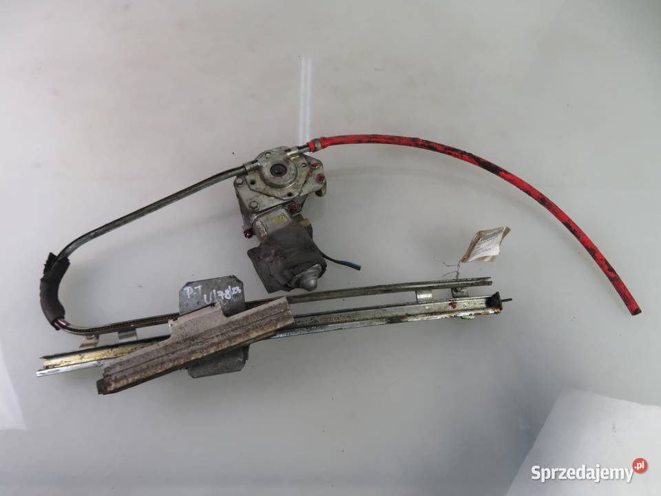 PODNOŚNIK SZYBY PRAWY TYLNY MERCEDES W124 sedan