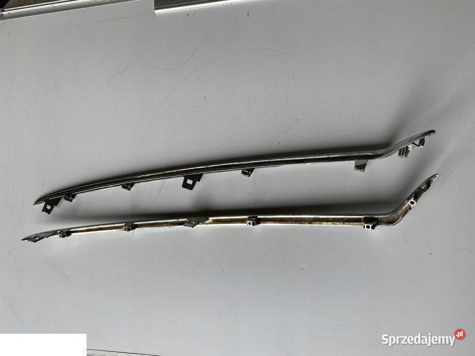 COROLLA E21 2019 CHROM LISTWA ATRAPY PRAWA Kozubszczyzna