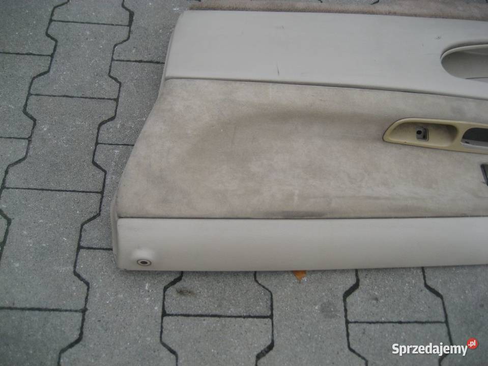 volvo c70 9805r boczek tapicerka drzwi prawa wielkopolskie Rakoniewice