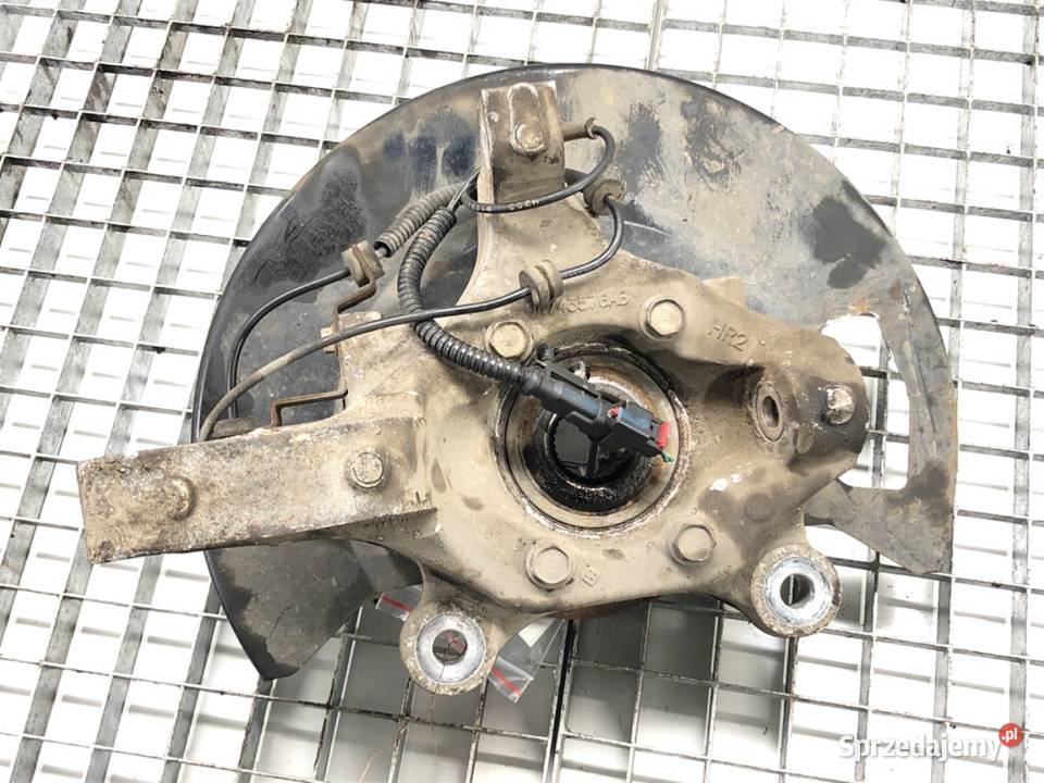 ZWROTNICA PRAWY PRZÓD DODGE CARAVAN V 36 287 Zwrotnice Zwrotnice