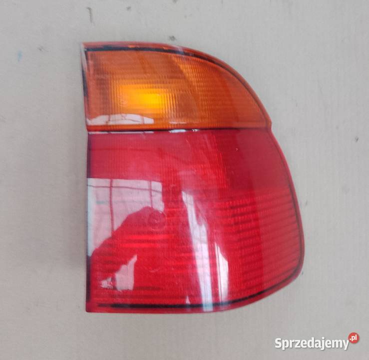 BMW E39 kombi lampa prawa tylna prawy tył pomorskie