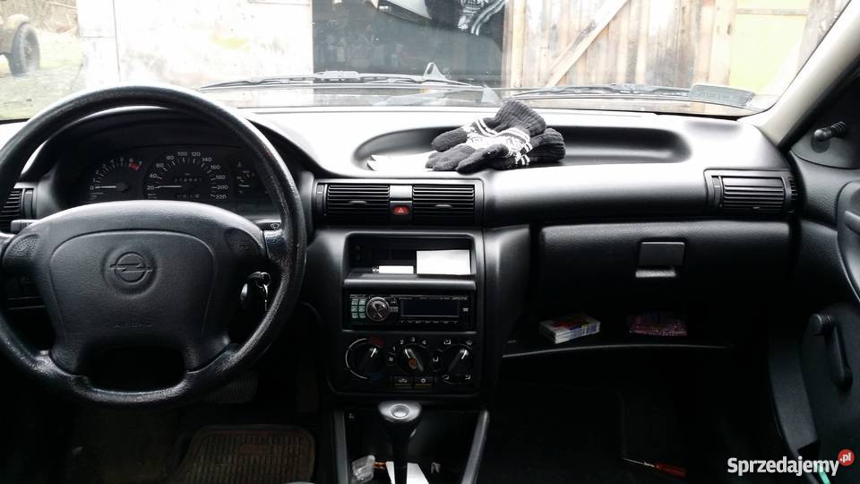 Astra F 18 16V automat Przeworsk