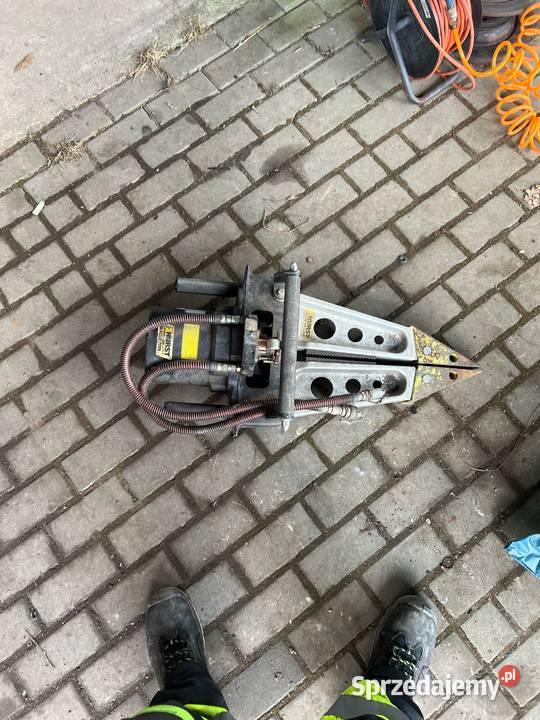 ROZPIERAK HYDRAULICZNY STRAZACKI Świerzawa