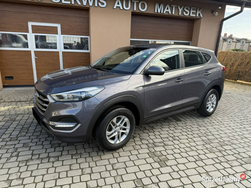 Hyundai Tucson 16 132 Klimatyzacja 1Właściciel Orzech