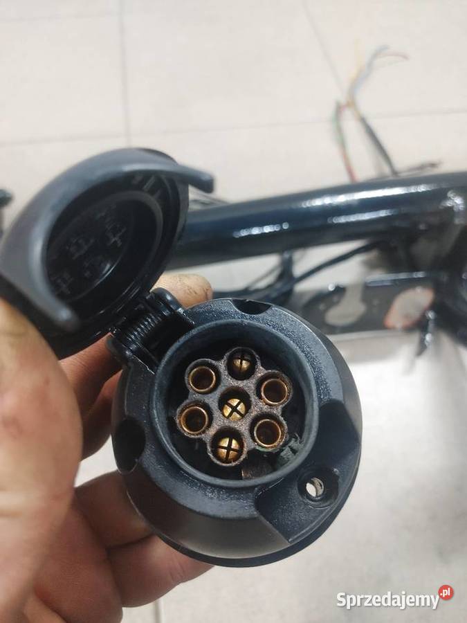 Hak przyczepka Tył Avensis I T22 Oryginalny Radom