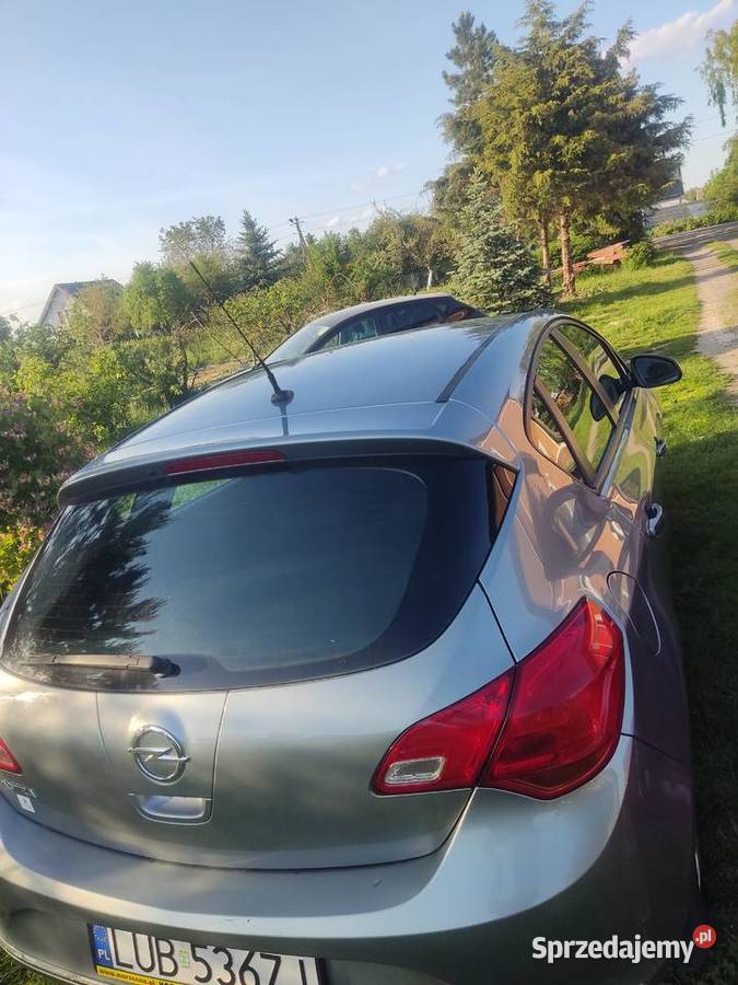 Opel Astra J 16 benzyna benzyna Ludwin-Kolonia