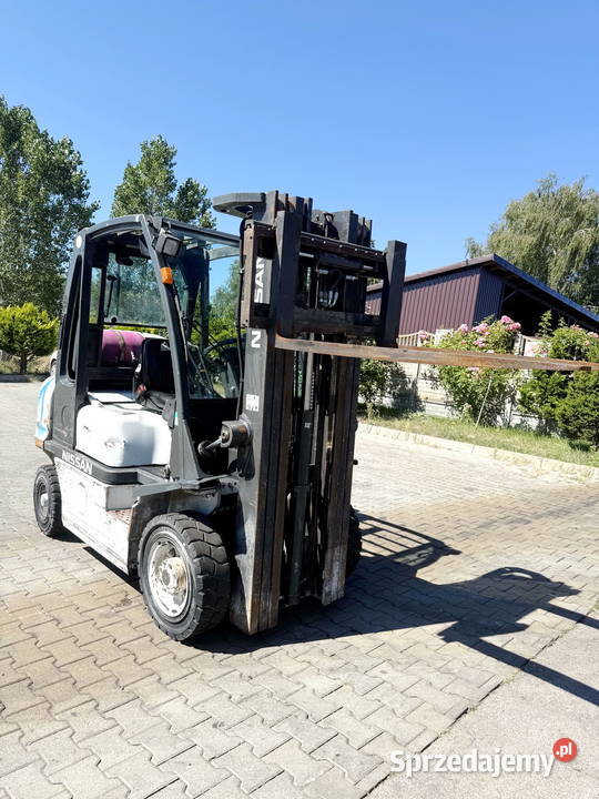 wózek widłowy NISSAN FG25 LPG 2500 Triplex 475m Działoszyn sprzedam
