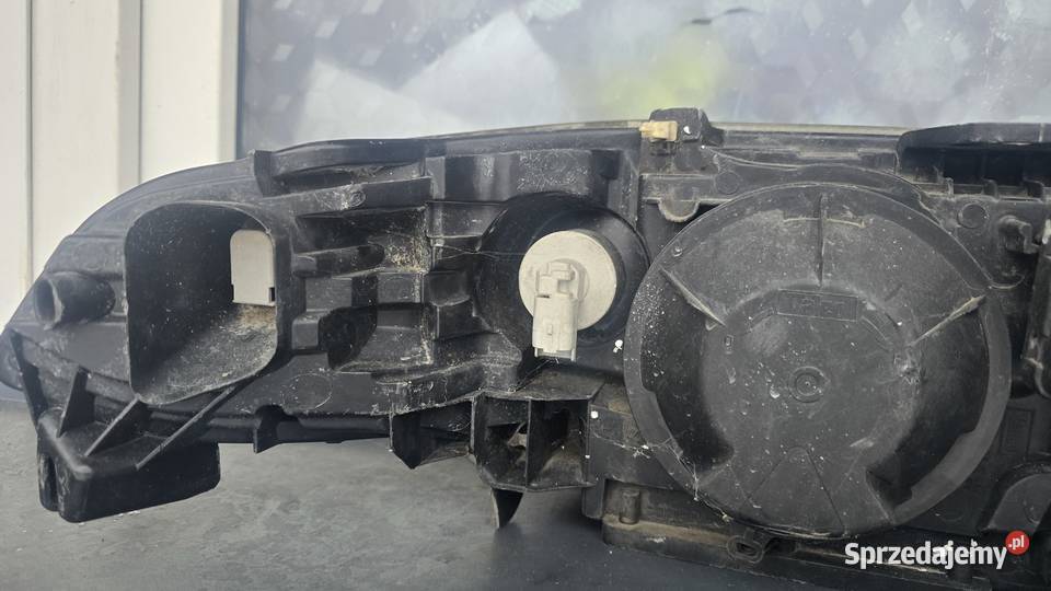 Lampa lewy przód renault laguna 2002 ładna osobowe