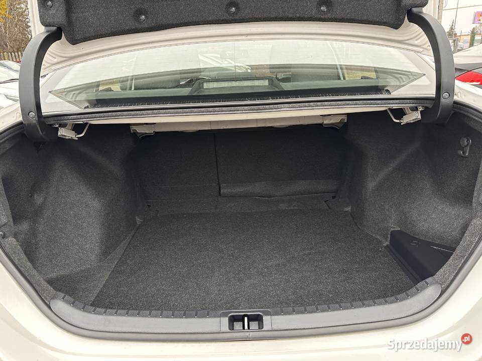 Toyota Corolla 16 benzynaBiała perłaKamera Corolla mazowieckie Warszawa