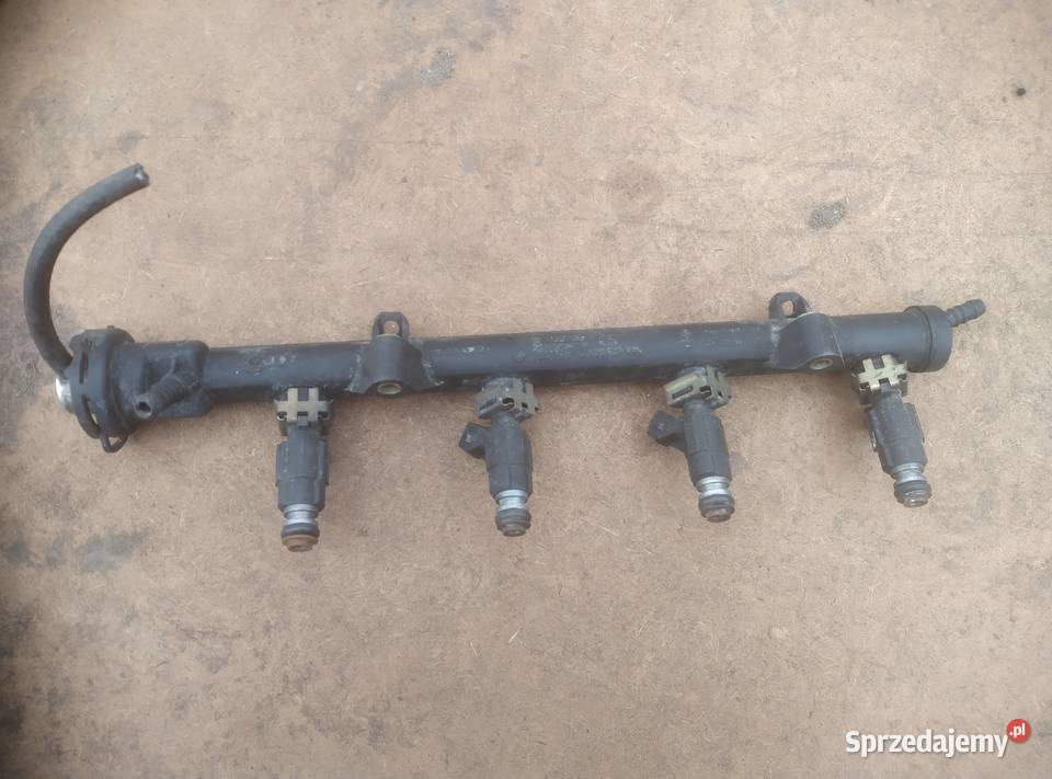 Listwa wtryskowa Vw polo 14 1997 r osobowe Układ paliwowy Pęciszów