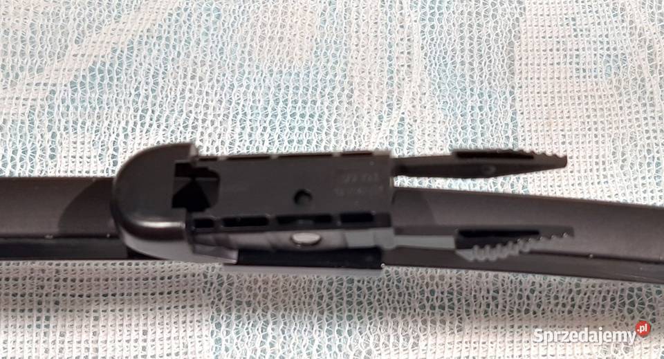 PIÓRO WYCIERACZKI MERCEDES W164 W251 A2518200645 osobowe Mielęcin