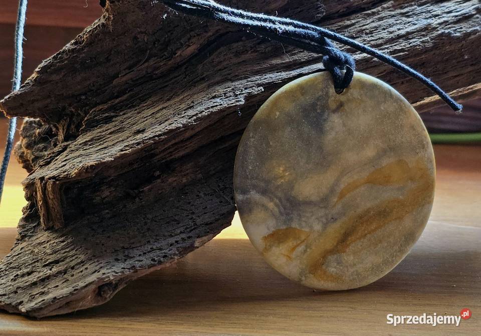 Naszyjnik z żywicy epoksydowej wisior kamień sprzedam