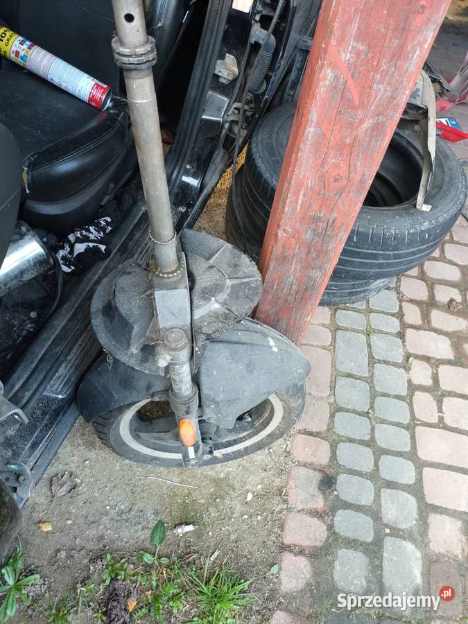 Lagi Peugeot Jet force Kamień