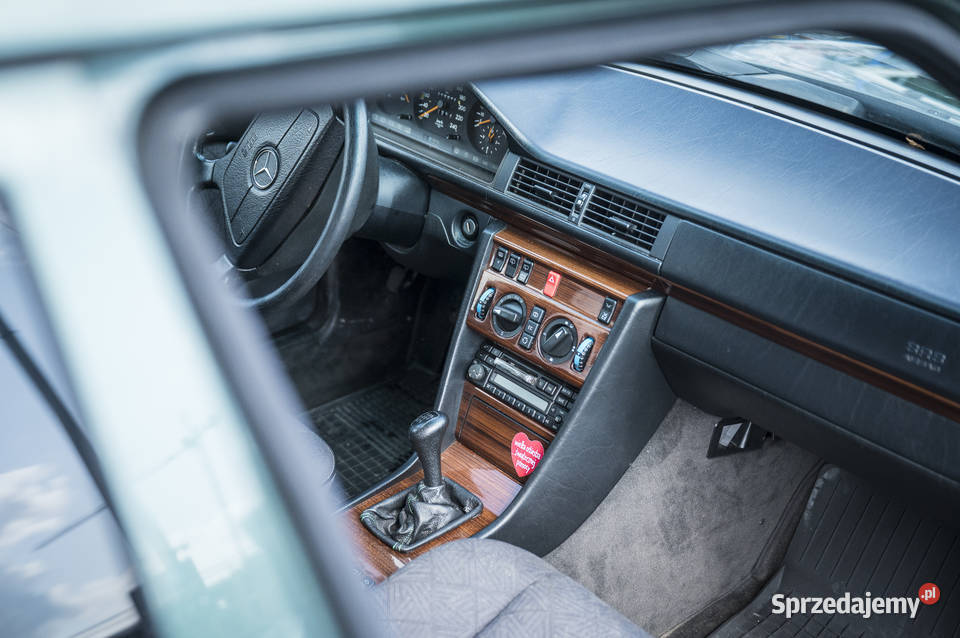 MercedesBenz Klasa E 200 T Lublin