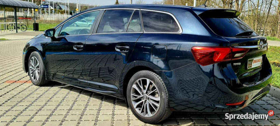 Toyota Avensis 16 D4D Touring Sport Executive manualna Więcławice Stare sprzedam