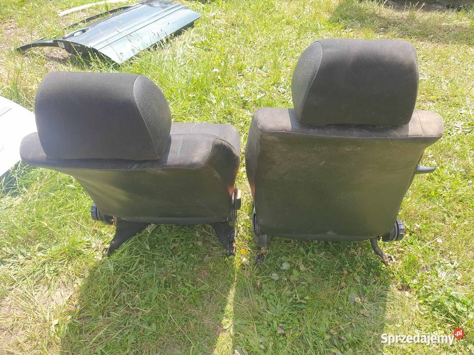 Fotel przedni prawy lewy Volkswagen Golf III 3d Rok produkcji 1995