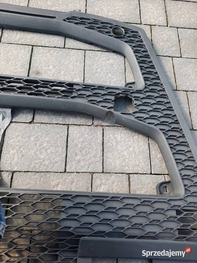 Atrapa grill dolny Volvo FH 4 ciężarowe Staszów
