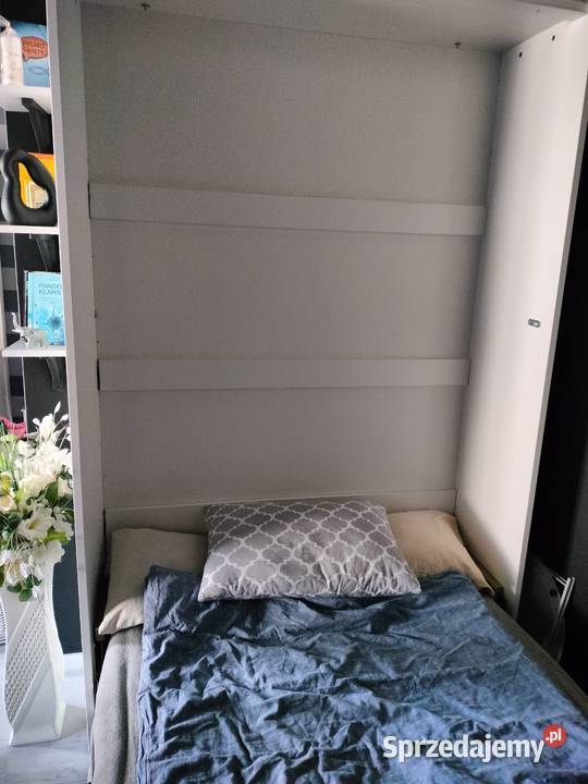 Sprzedam półkotapczan pionowy biały mat Łóżka Bełchatów