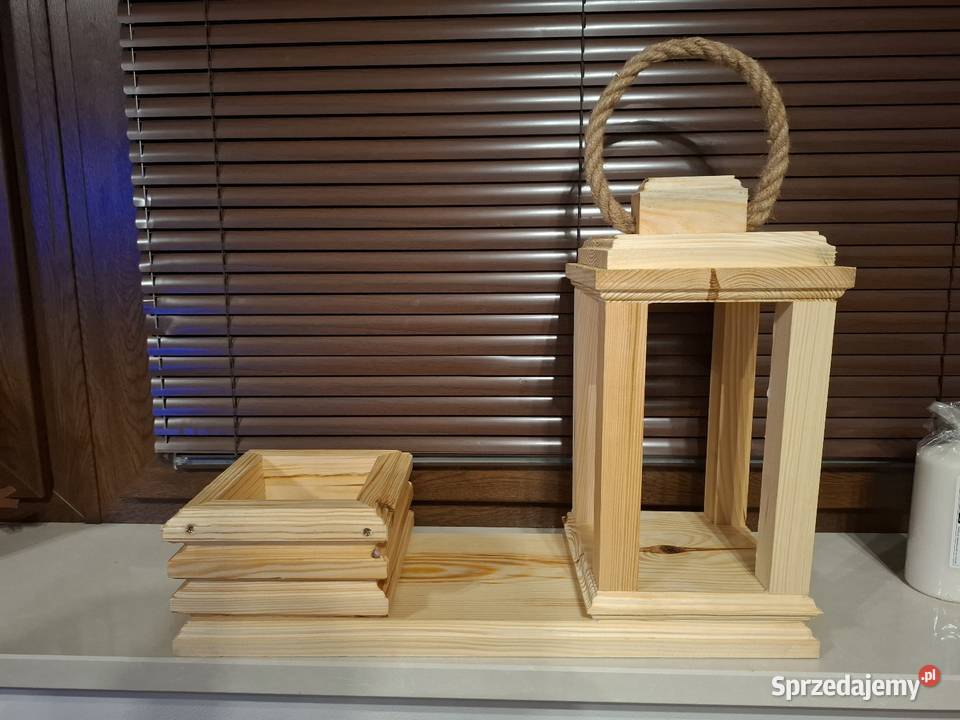 Lampiony latarenki z drewna ozdoby Sobolew