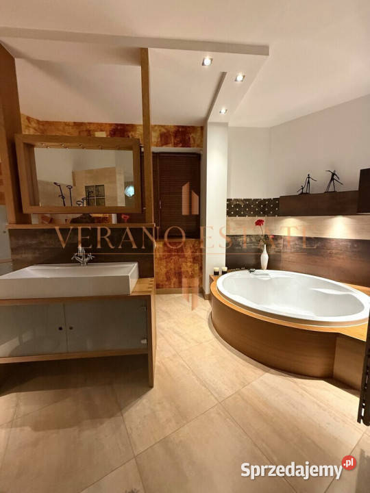 Dom jednorodzinny z 4 sypialniami 256m2 gazowe mazowieckie Radom