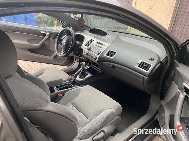 Honda Civic VIII coupe 18 16v 160 sprowadzony Białystok