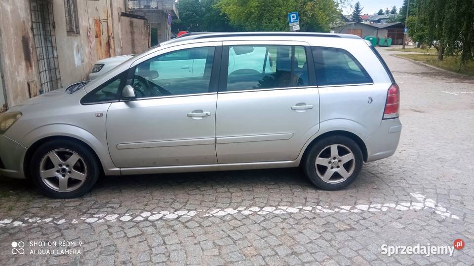 Opel Zafira B stan Głowno