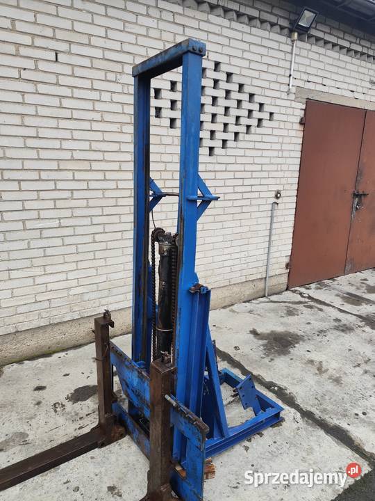 Sprzedam maszt sadowniczy przedni do ursusa c330 Pozostałe Zakroczym