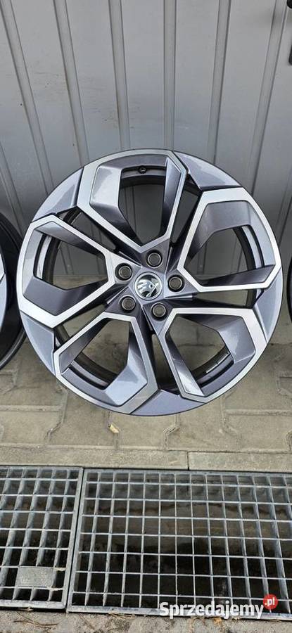 Oryginalne Felgi Skoda Octavia Vrs R19 Jelcz-Laskowice