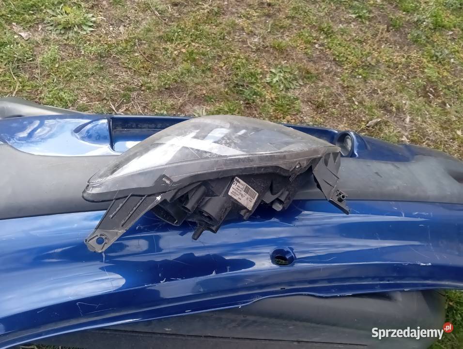 Reflektor przedni prawy Citroen C1 Peugeot 107 Oświetlenie Jarosław
