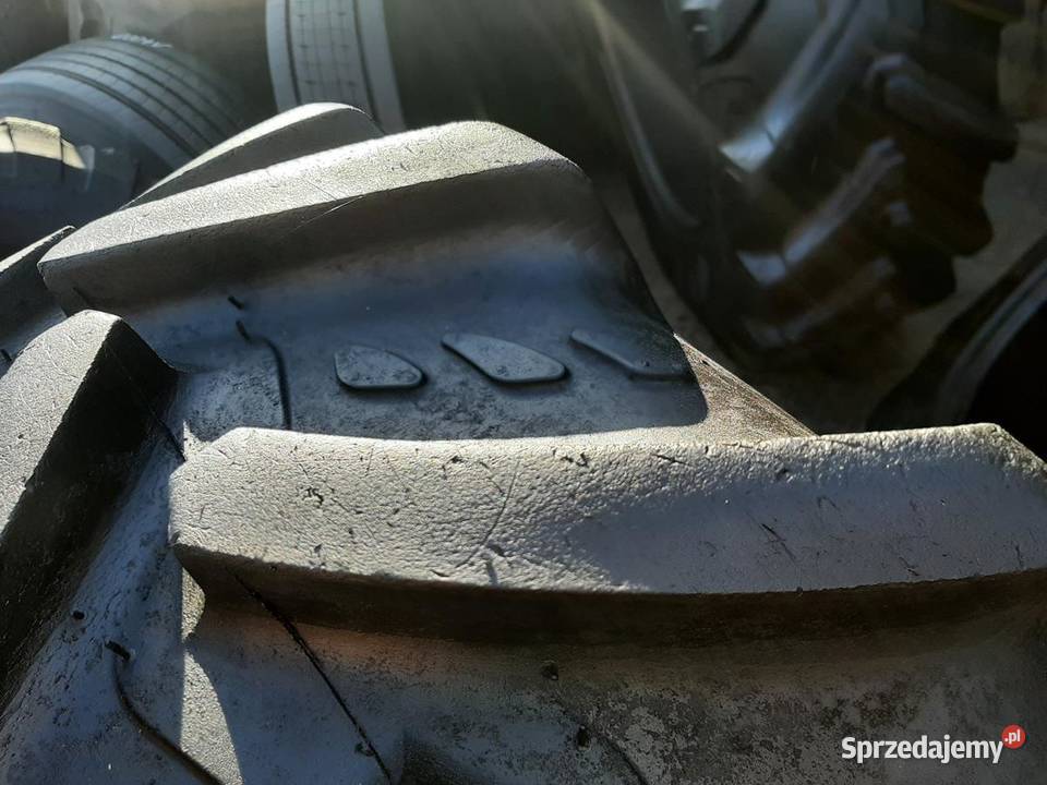 2x Opona używana rolnicza 34085R24 136R24 KLEBER Zaścianki