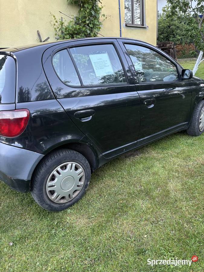 Toyota yaris 2002 r benzyna