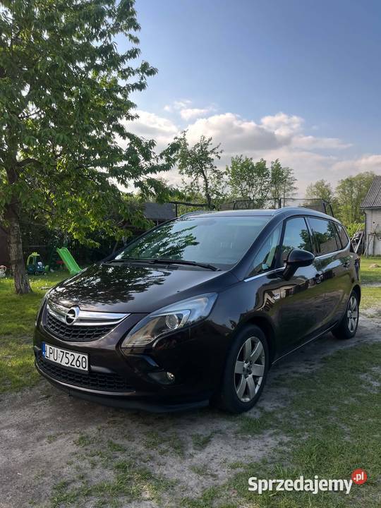 Opel Zafira C Tourer Skrudki