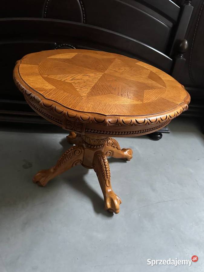Piękny stylowy drewniany stolik ż intarsjami Sławoszewek