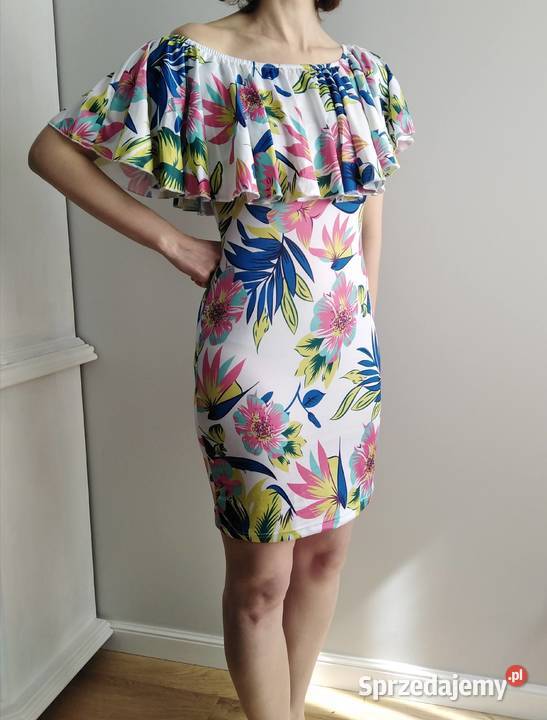 Letnia kolorowa krótka sukienka z fantazyjnym Warszawa