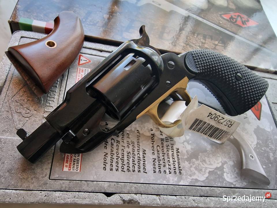 Remington 1858 Model Army Buldog 2 okładki