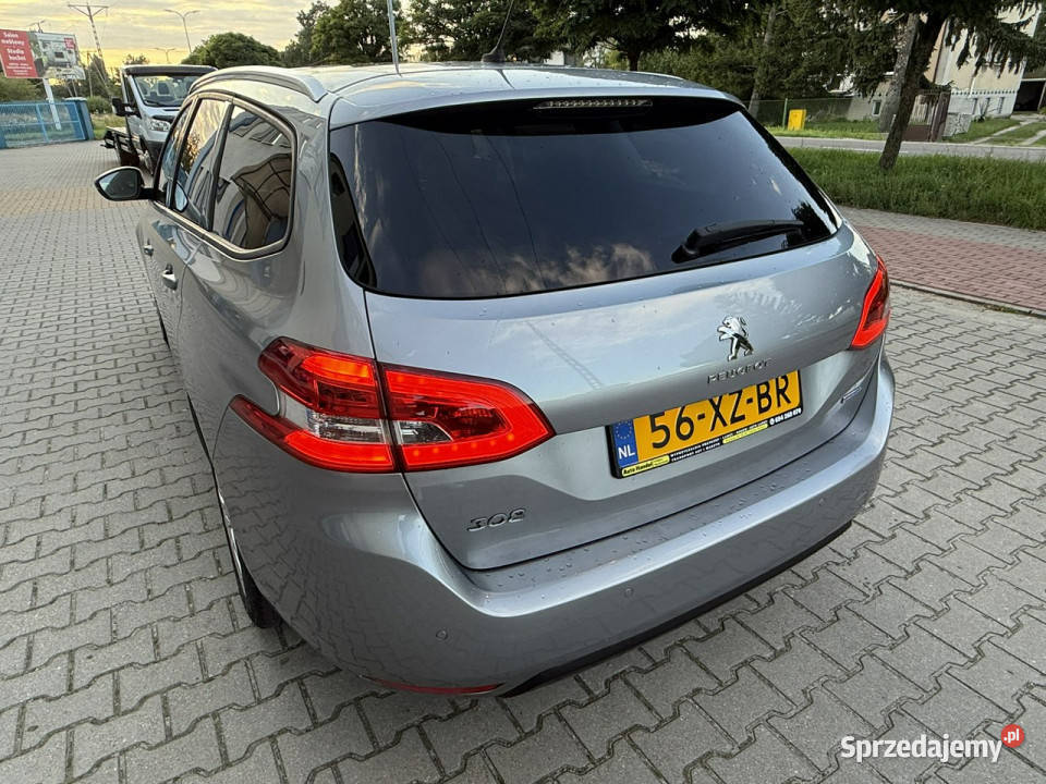 Peugeot 308 SW Peugeot 308SW 16 eHDI 2015r LED światła do jazdy dziennej Sokołów Podlaski