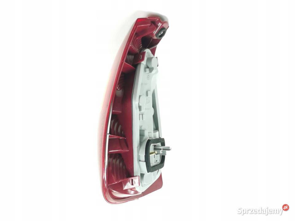 LAMPA PRAWY TYŁ FIAT PALIO 19972002 MAGNETI
