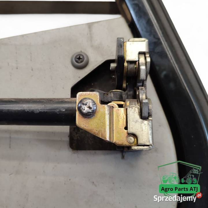 Ramka drzwi Deutz Fahr 377 Agrovector Ciechanowiec