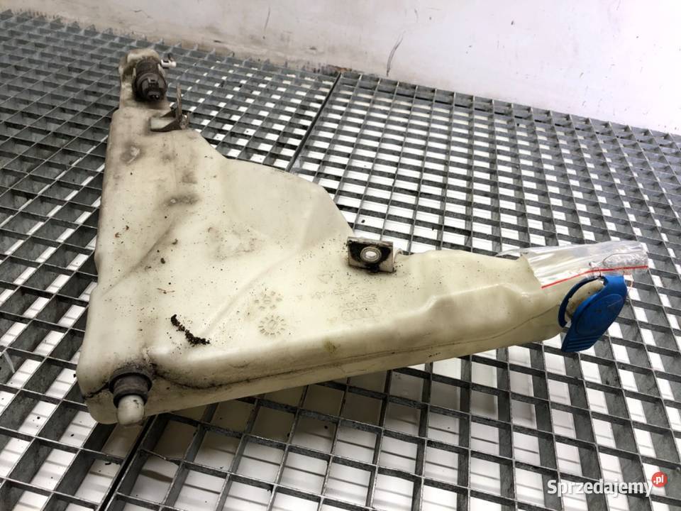 ZBIORNIK SPRYSKIWACZY AUDI A8 D4 SedanLimuzyna