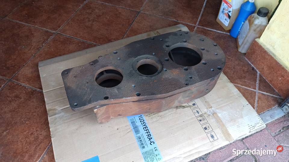 NOWA Obudowa Wciągarki Ciągnik LKT 80 Obudowę Garwolin sprzedam