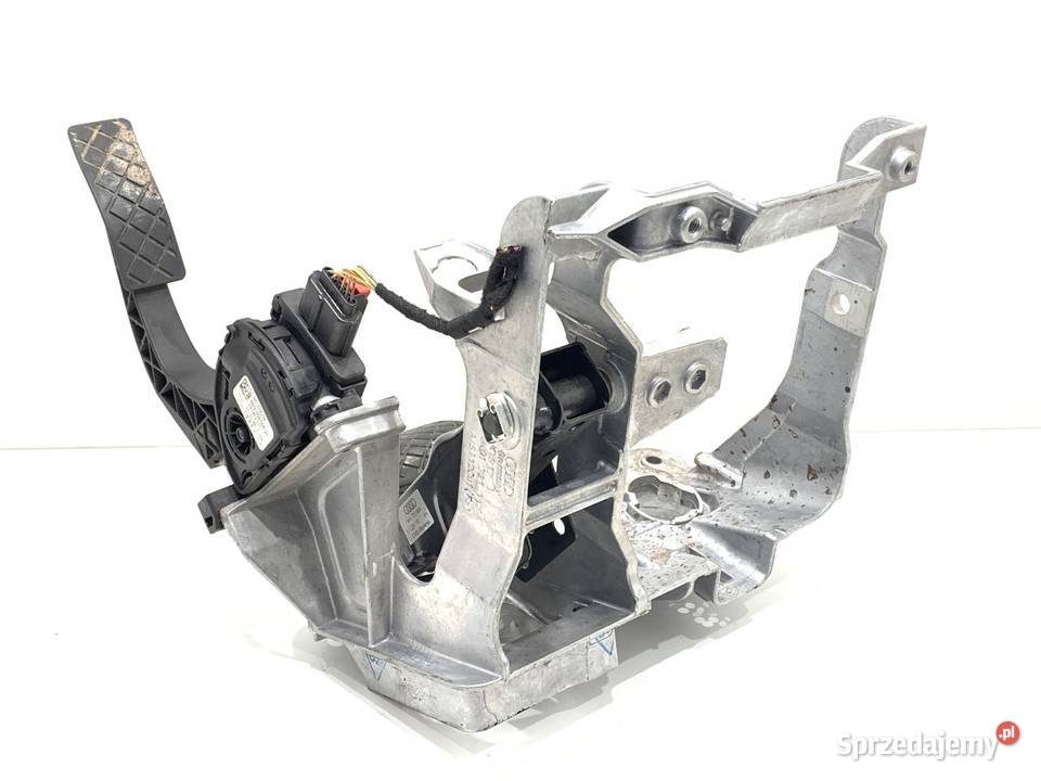 PEDAŁY AUDI A4 B8 0715 8K1723523A 20 150