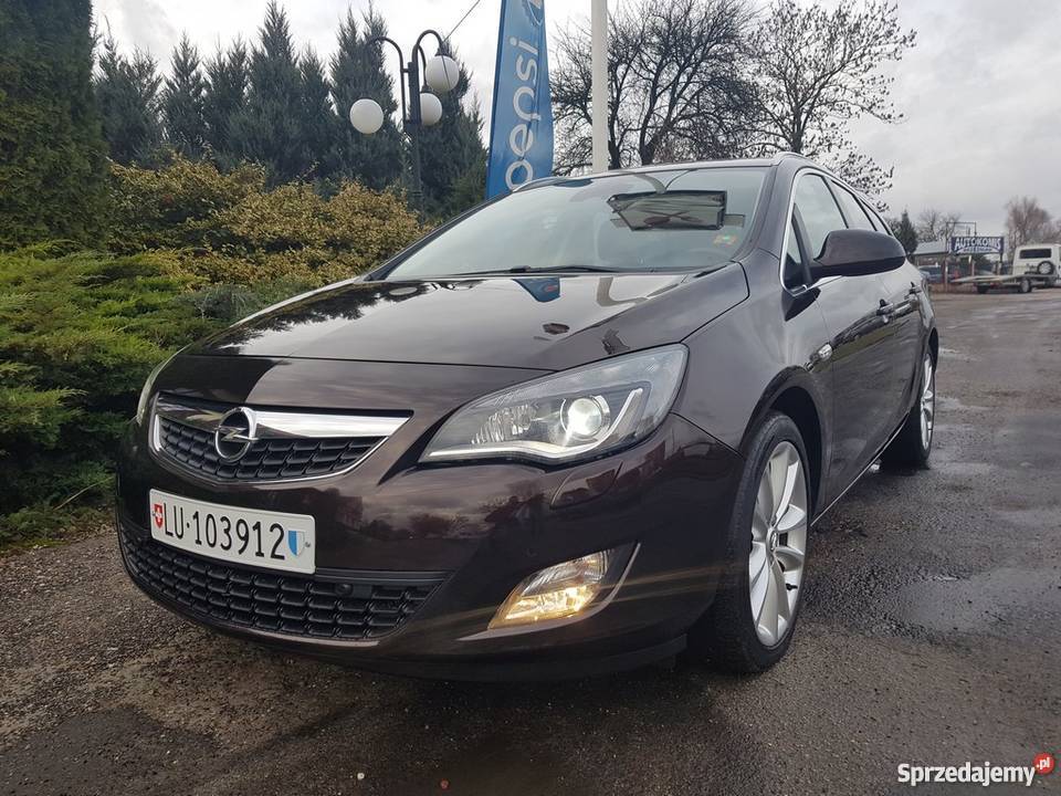 Opel Astra J 14 Turbo COMSO ksenon skóra gniazdo AUX mazowieckie Radom