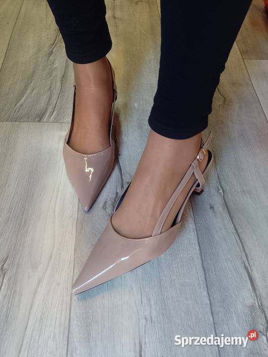 43 Beżowe czółenka wieczorowe z odkrytą piętą Kraków