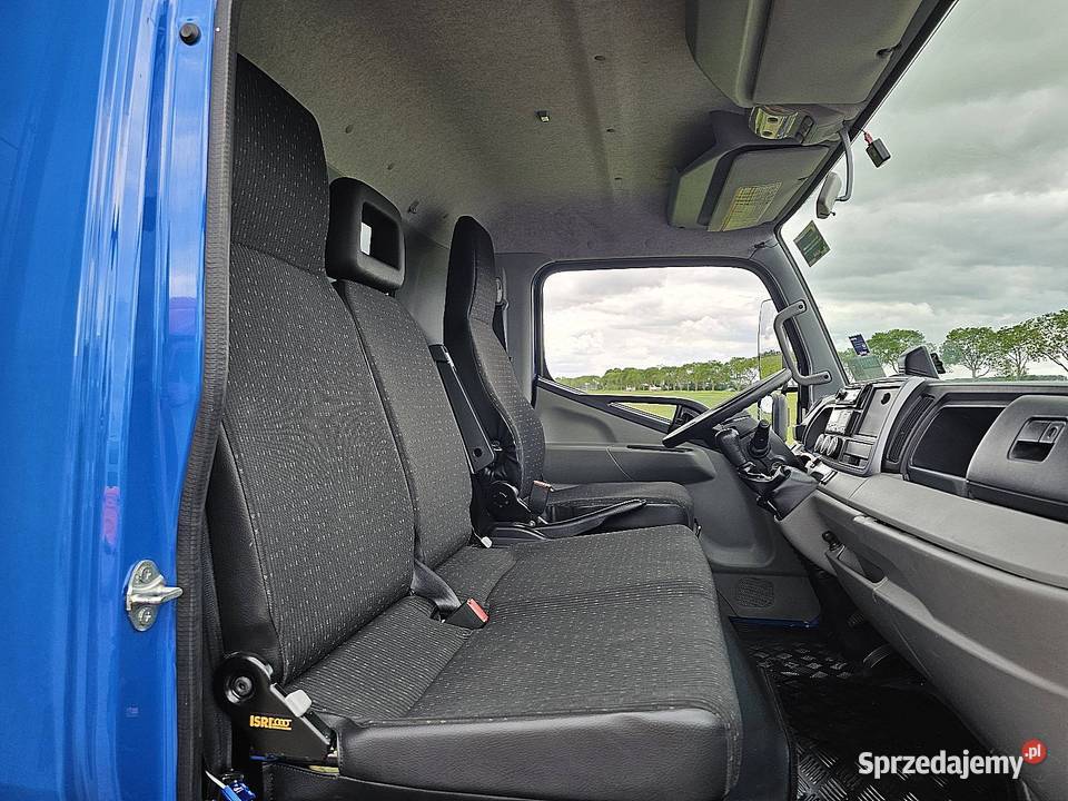 Fuso CANTER 7C18 MANUAL AIRCO LIFT firanka 4x2 pełny VAT Samochody ciężarowe