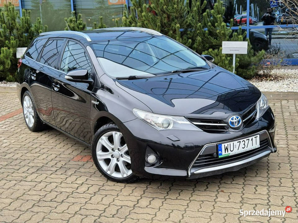 Toyota Auris GWARANCJA 18 HYBRYDA kombi serwis Warszawa sprzedam