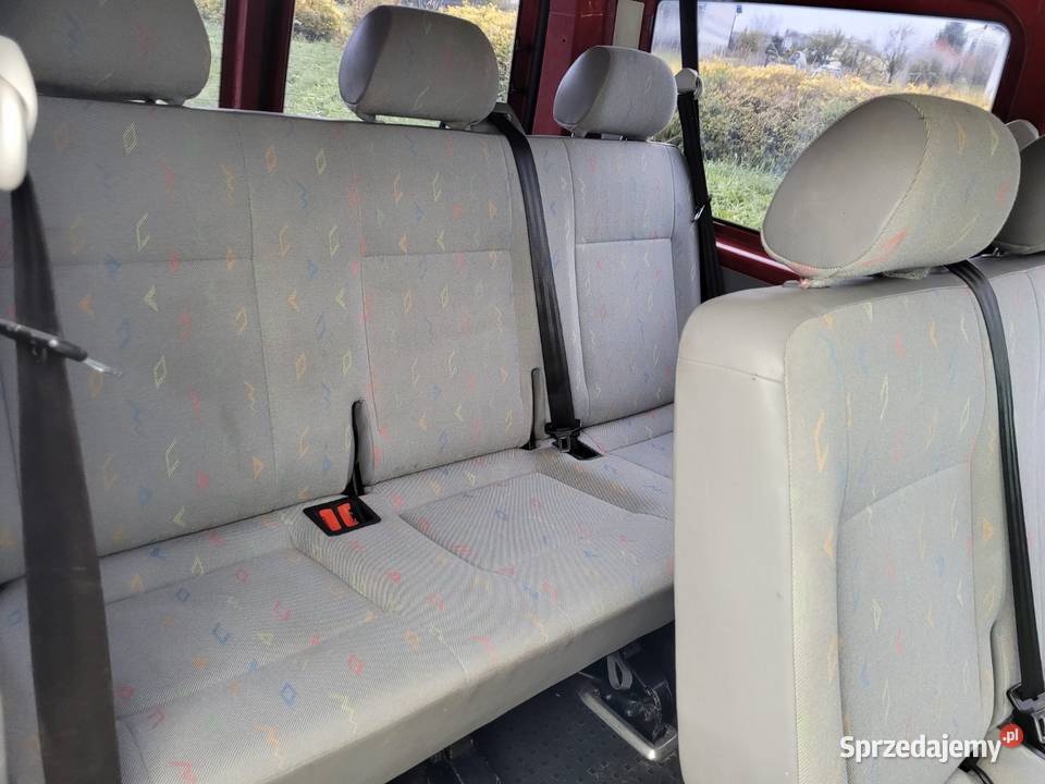 VW Transporter T5 2006r 19tdi 9osobowy klima