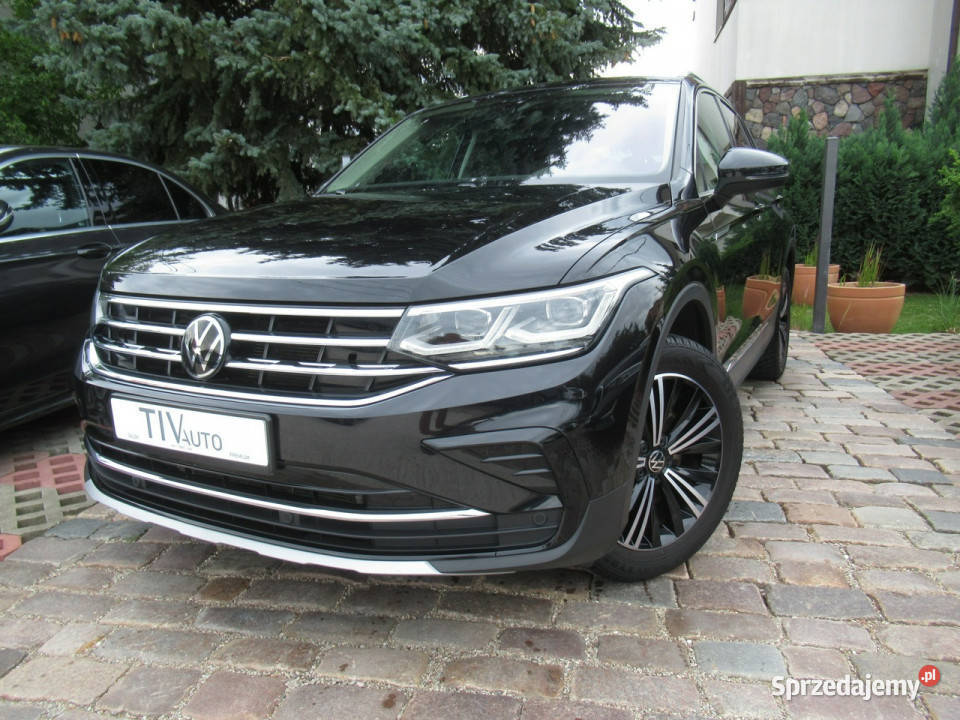 Volkswagen Tiguan BEZSZKODOWY 4x4 Matrix LED wielofunkcyjna kierownica Warszawa sprzedam